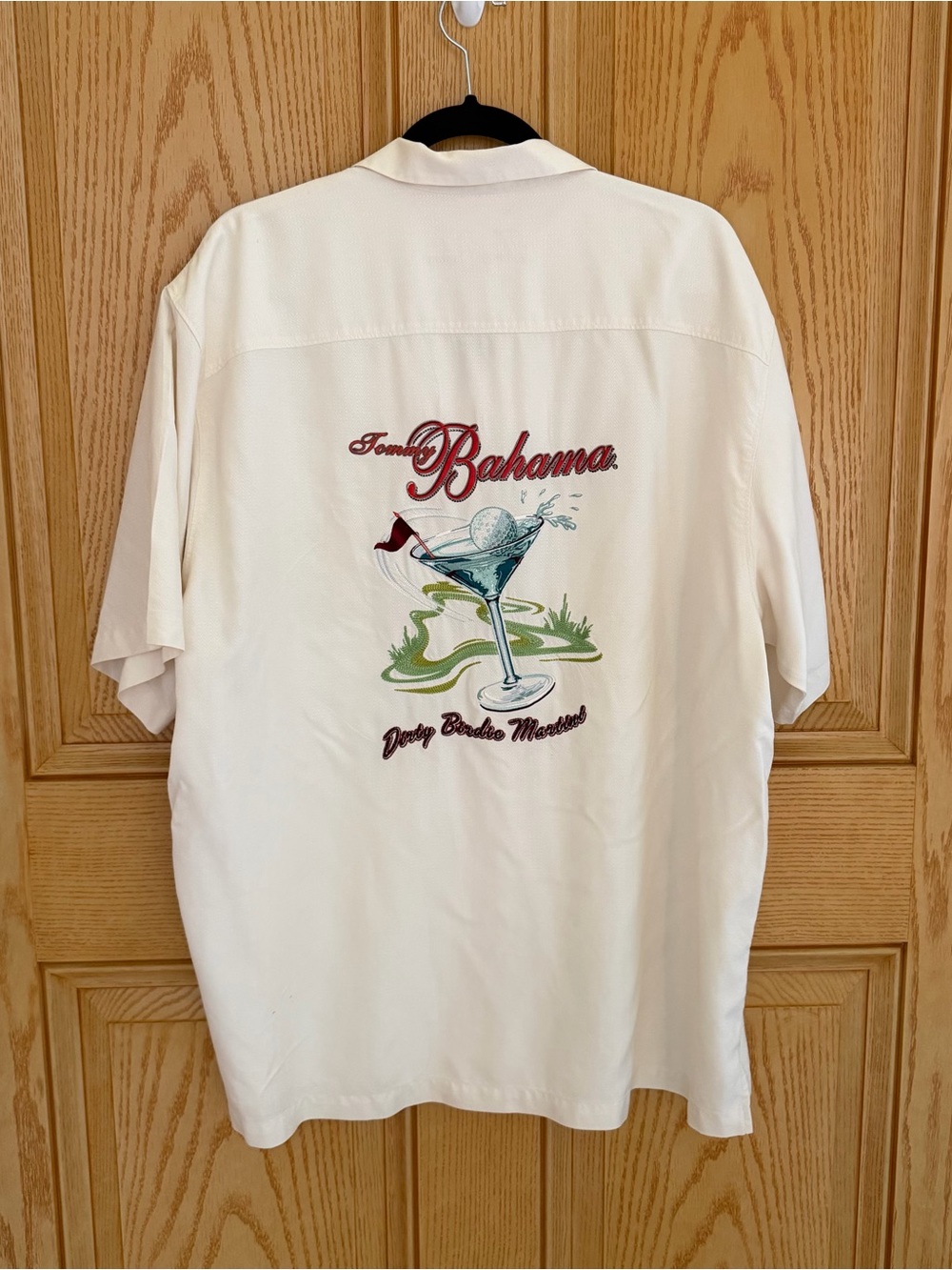 Tommy Bahama XL 100% Silk embroidered shirt